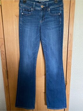 American Eagle Outfitters Blue Flared Women’s Jeans